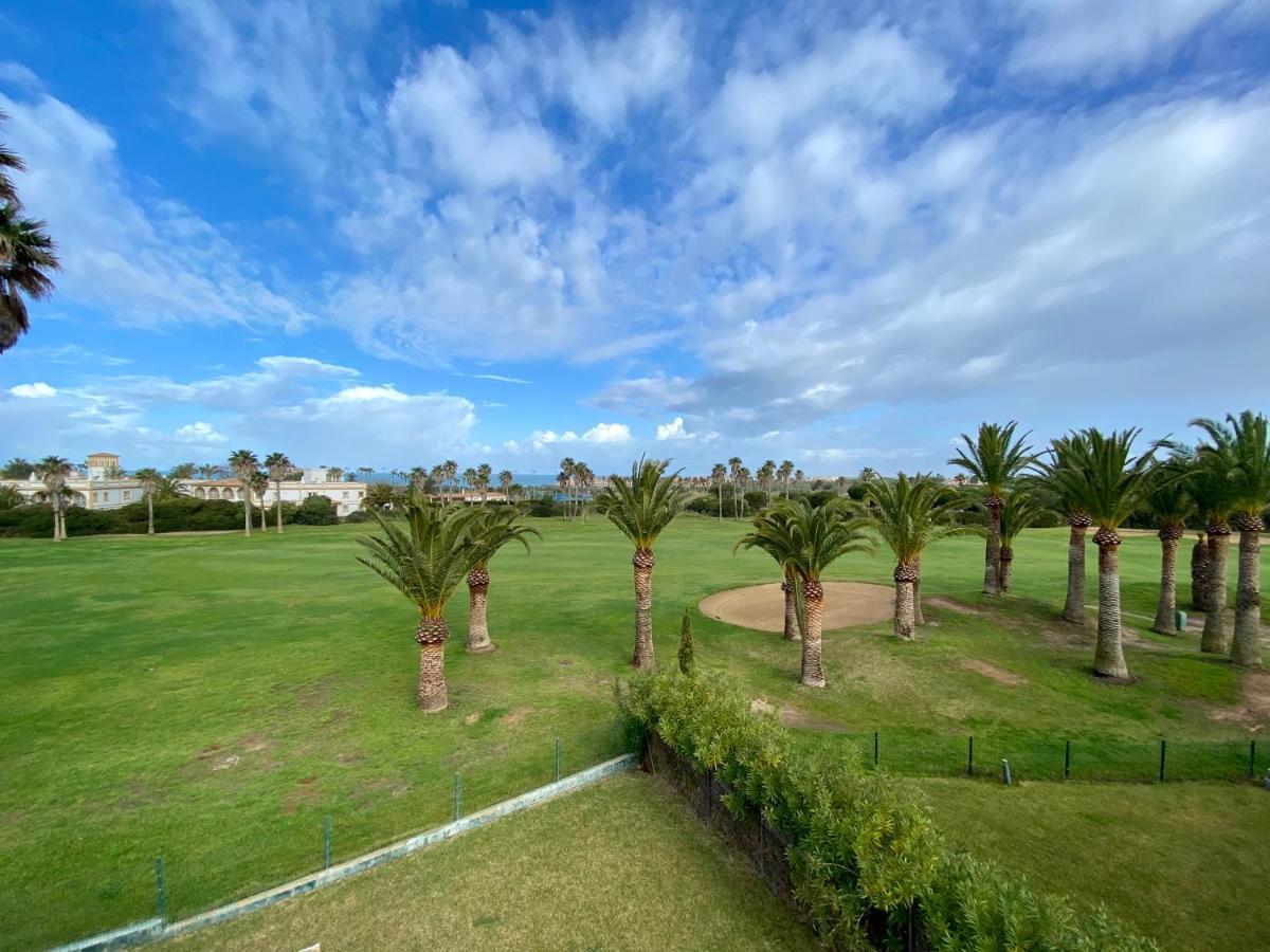 Vila Entre Hoyos Y La Playa Grupo Ac Gestion Novo Sancti Petri Exteriér fotografie