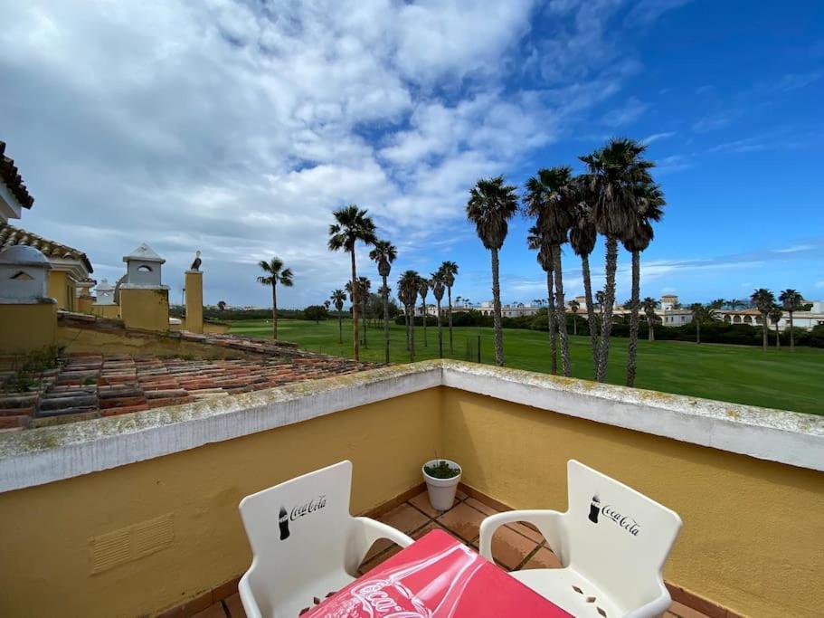 Vila Entre Hoyos Y La Playa Grupo Ac Gestion Novo Sancti Petri Exteriér fotografie